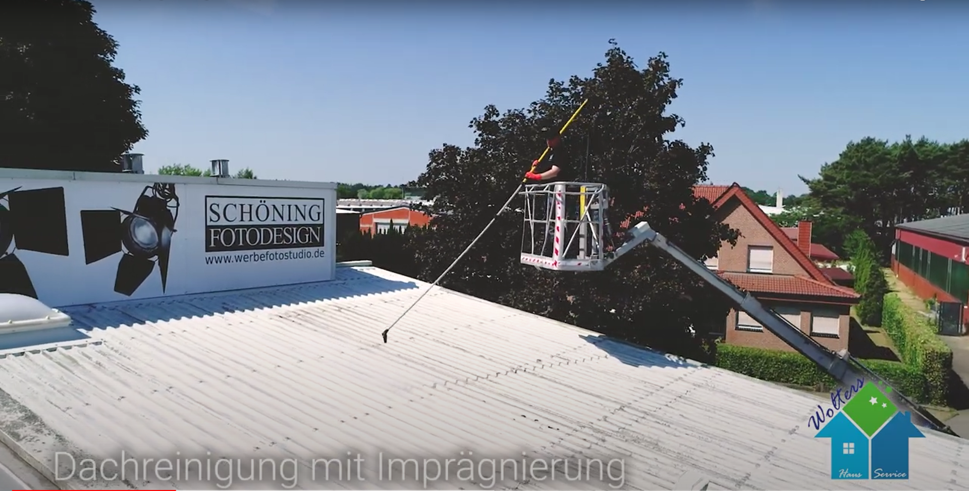 Dach-Komplettreinigung in N&ouml;dike